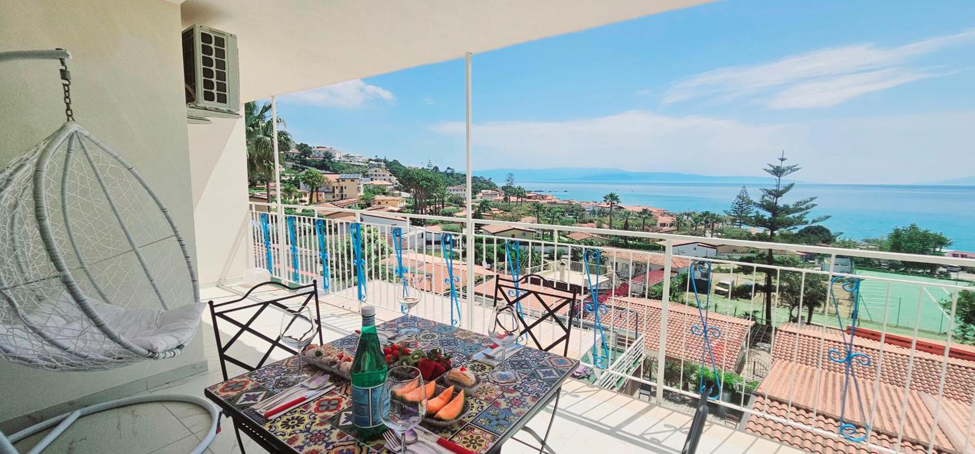 Ninfa Sul Mare Apartments 50 M E T R I Dal Mare Parcheggio Gratuito Custodito Capo Vaticano Extérieur photo